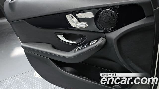 Mercedes-Benz C-클래스 W205 - Опции