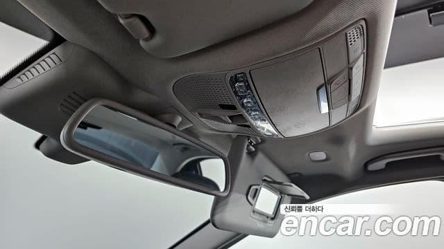 Mercedes-Benz C-클래스 W205 - Опции