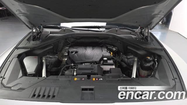 Genesis GV80 - Салон