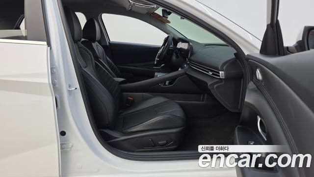 Hyundai 아반떼 하이브리드 (CN7) - Опции