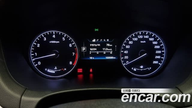 Hyundai 제네시스 DH - Салон