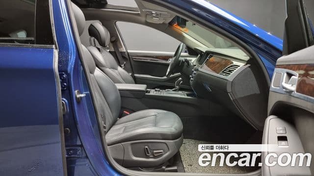 Hyundai 제네시스 DH - Салон