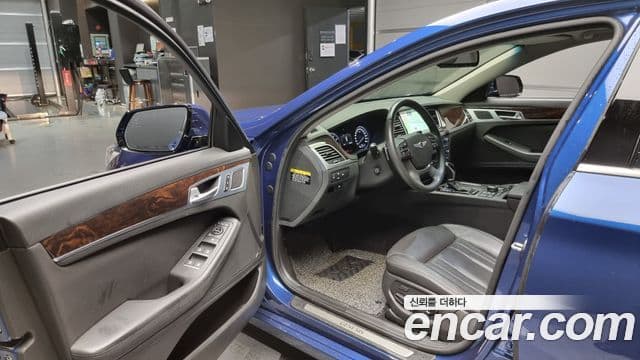 Hyundai 제네시스 DH - Опции