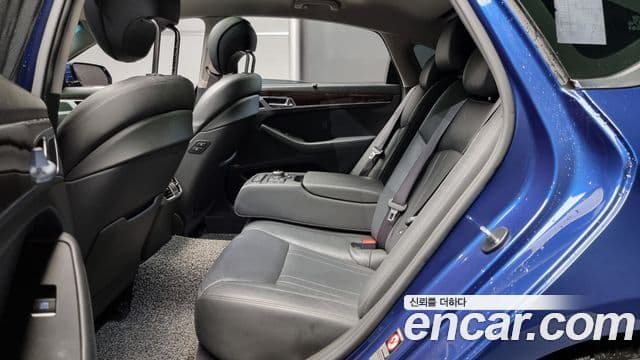 Hyundai 제네시스 DH - Опции