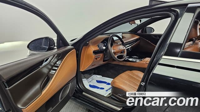 Genesis G80 (RG3) - Салон