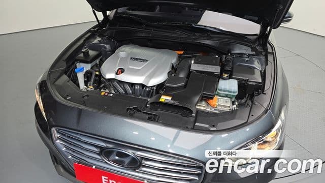 Hyundai 그랜저 IG 하이브리드 - Салон