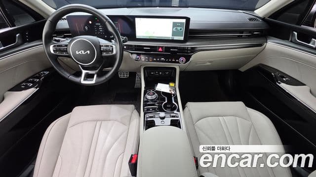 Kia 더 뉴 K5 하이브리드 3세대 - Салон