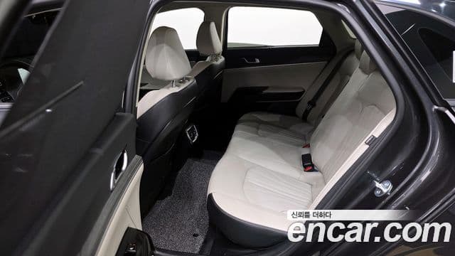 Kia 더 뉴 K5 하이브리드 3세대 - Опции