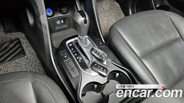 Hyundai 싼타페 더 프라임 - Салон