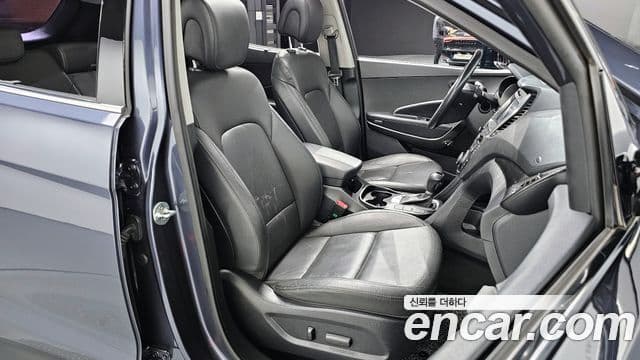 Hyundai 싼타페 더 프라임 - Салон