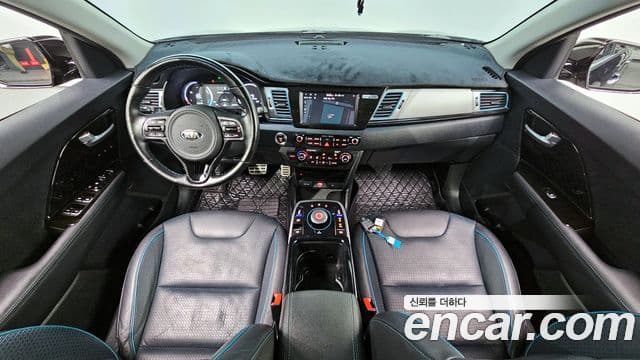 Kia 니로 EV - Салон
