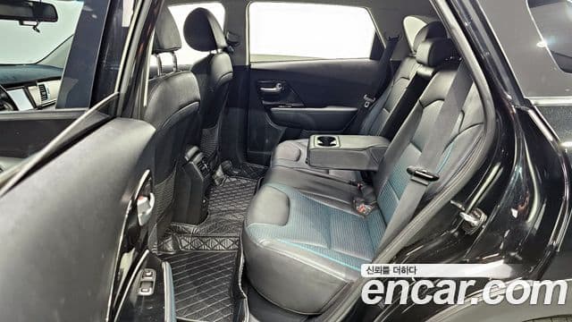 Kia 니로 EV - Опции