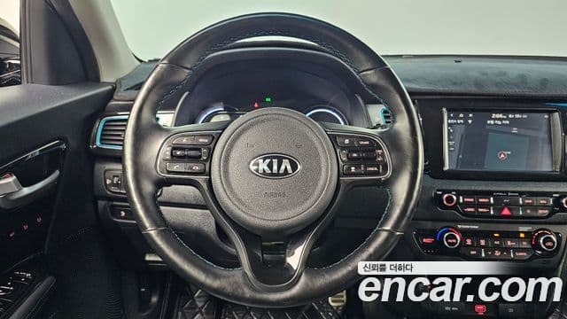 Kia 니로 EV - Опции