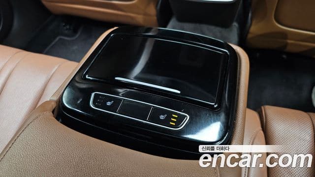 Genesis G80 (RG3) - Опции