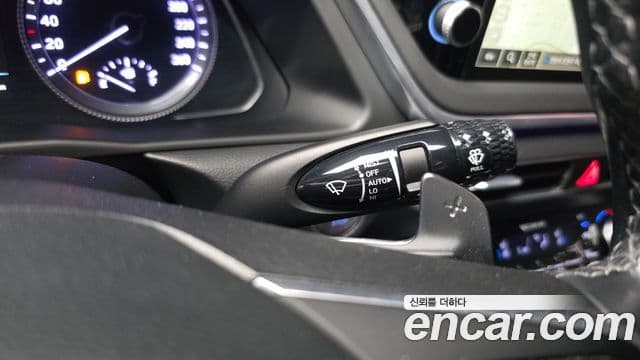 Hyundai 쏘나타 (DN8) - Опции