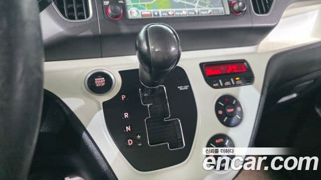 Kia 레이 - Салон