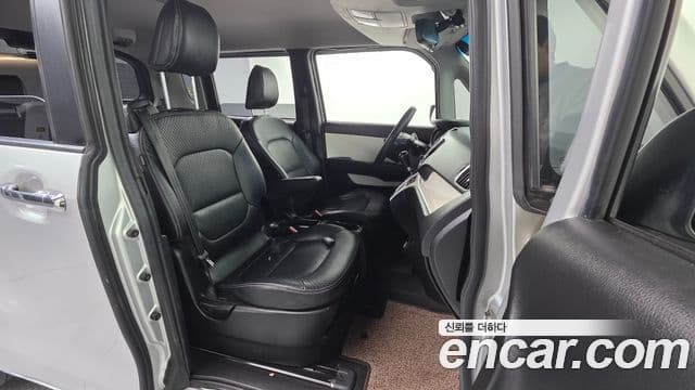 Kia 레이 - Салон