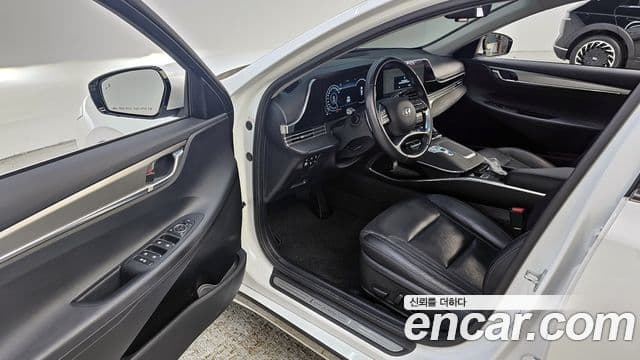 Hyundai 더 뉴 그랜저 IG - Салон