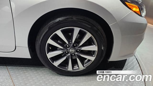 Nissan 알티마 - Экстерьер