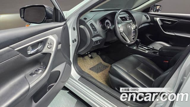 Nissan 알티마 - Опции