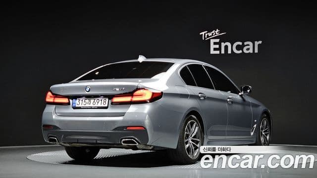 BMW 5시리즈 (G30) - Экстерьер