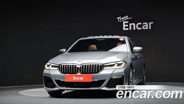 BMW 5시리즈 (G30) - Экстерьер