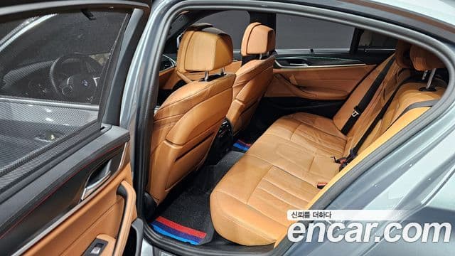 BMW 5시리즈 (G30) - Опции