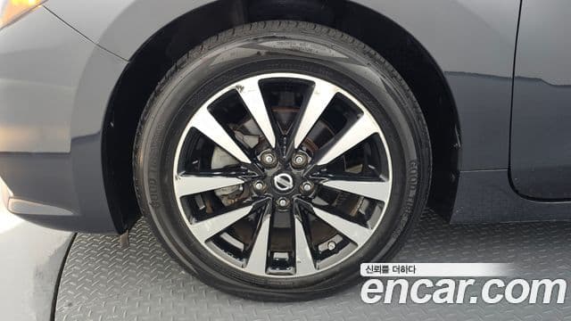 Nissan 알티마 - Экстерьер