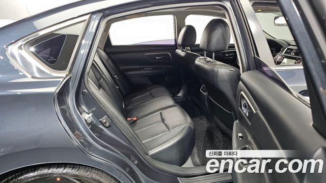 Nissan 알티마 - Опции