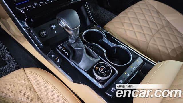 Kia 모하비 더 마스터 - Салон