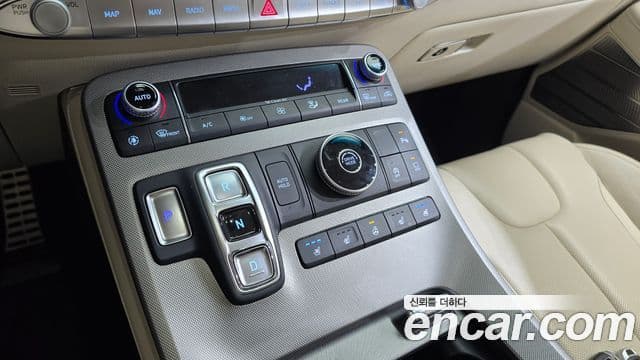 Hyundai 팰리세이드 - Салон