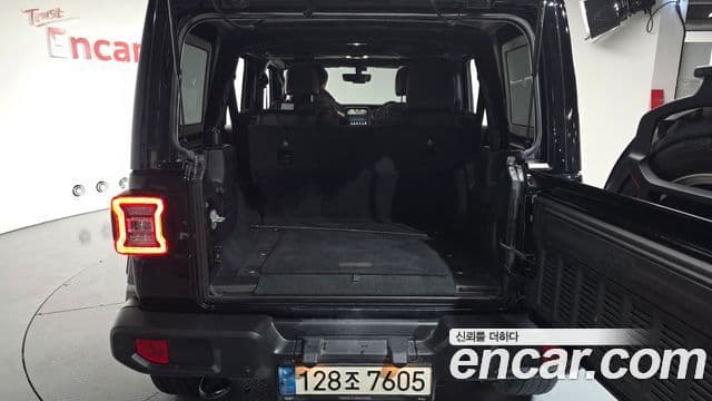 Jeep 랭글러 (JL) - Опции