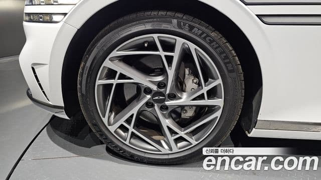 Genesis G90 (RS4) - Экстерьер