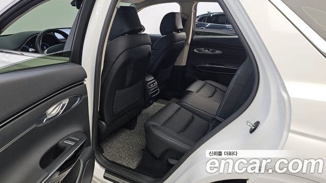 Genesis GV70 - Опции