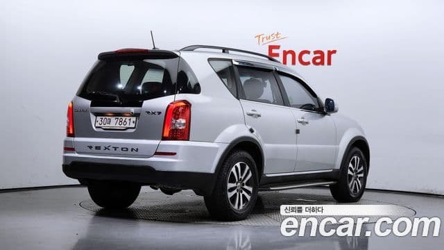 KG Mobility 렉스턴 W - Экстерьер