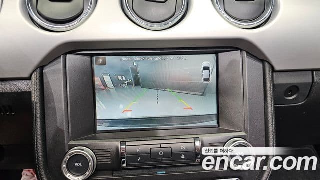 Ford 머스탱 - Опции