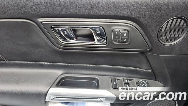 Ford 머스탱 - Опции