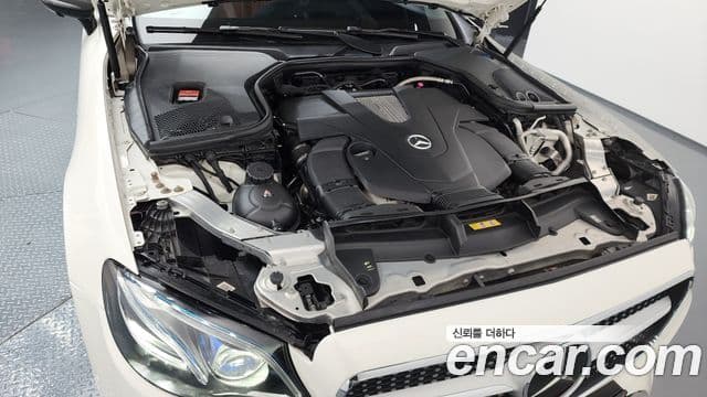 Mercedes-Benz E-클래스 W213 - Салон