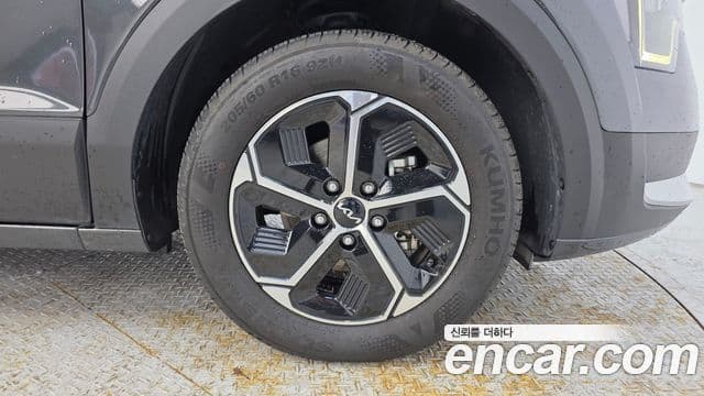 Kia 디 올 뉴 니로 - Экстерьер