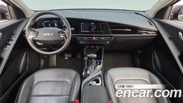 Kia 디 올 뉴 니로 - Салон