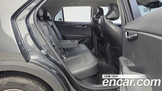 Kia 디 올 뉴 니로 - Опции