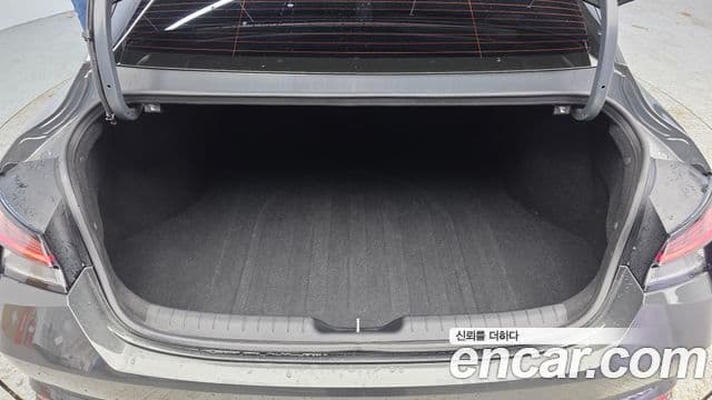 Hyundai 아반떼 하이브리드 (CN7) - Опции